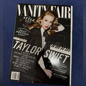 TAYLOR SWIFT 2015 Vanity Fair